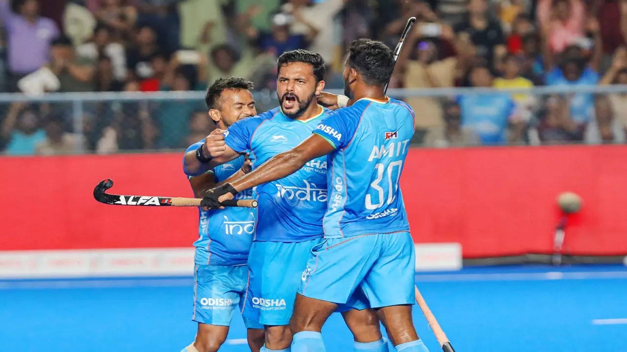 India vs Pakistan Hockey Live Score Online: भारत ने पाकिस्तान को 4-0 से रौंदा, कप्तान हरमनप्रीत रहे जीत के हीरो