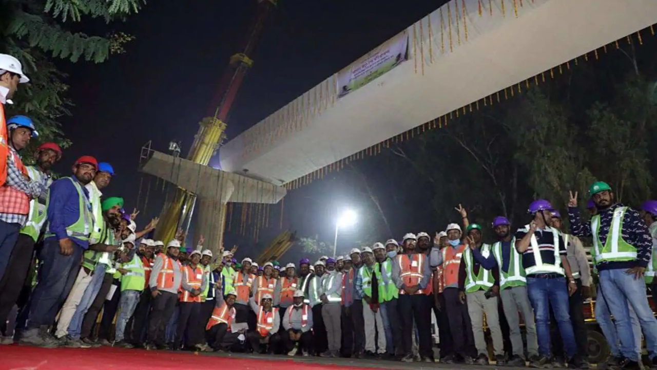 Agra metro girder