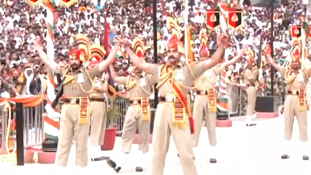 Beating Retreat Ceremony 2023 At Wagha Border