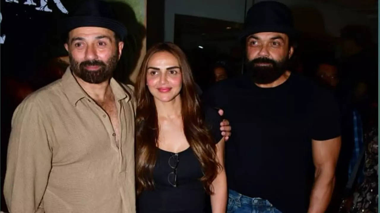 sunny deol and bobby deol did not go to isha deol and ahana deol house on rakshabandhan