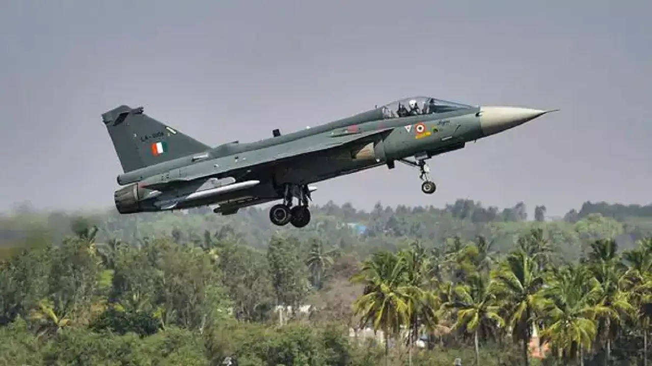 indian airforce fighter jet