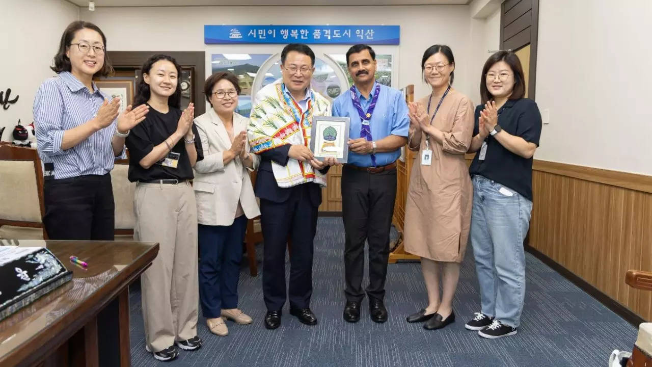 Honor of South Korea Iksan City Mayor