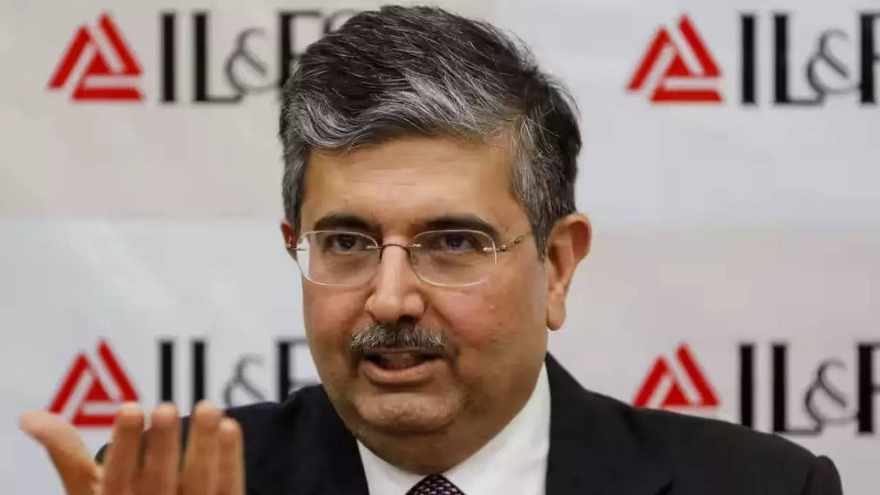 Uday Kotak resigns