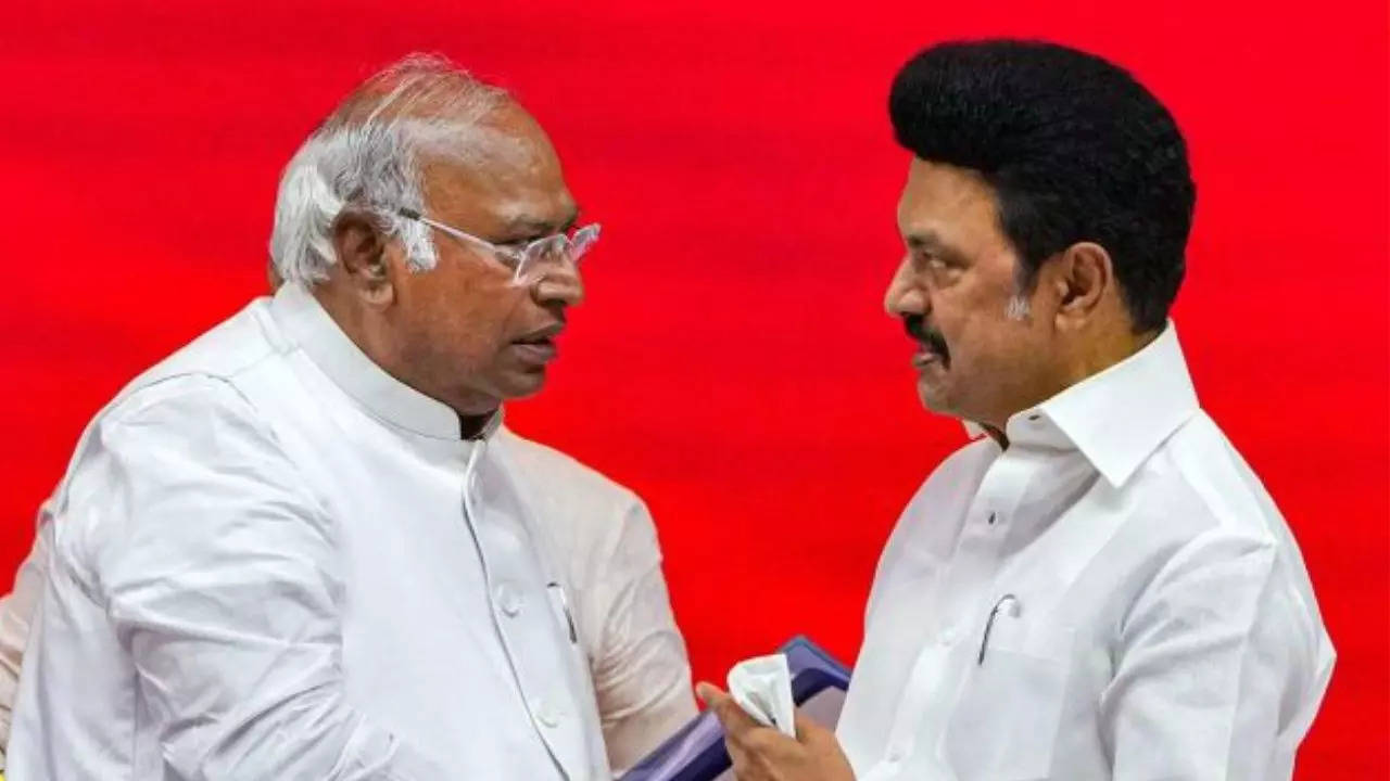 Mallikarjun Kharge, MK Stalin