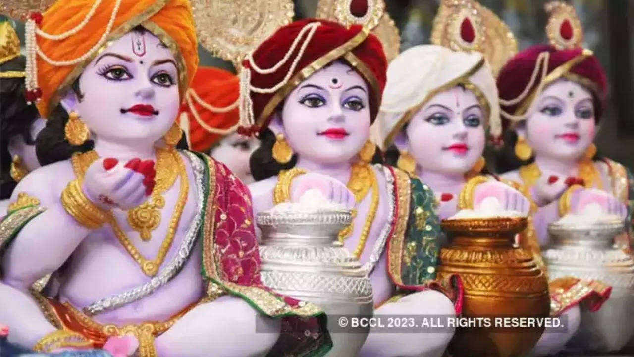 Krishna Janmashtami 2023 ISKCON Temple Vrindavan Live Darshan & Aarti