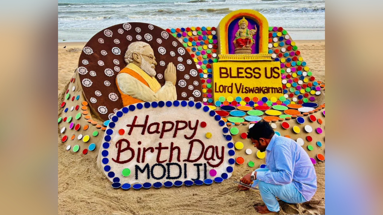 ​pm modi birthday, sudarsan pattnaik sand art on pm modi, pm modi 73rd birthday, sudarsan pattnaik sand art, trending news