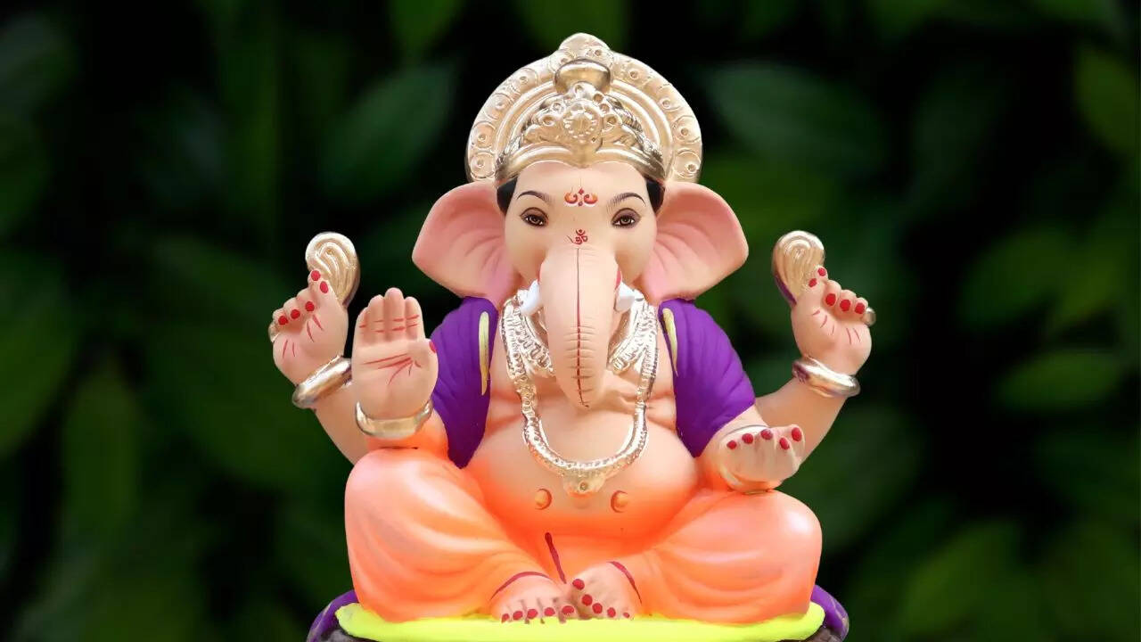 Ganesh Chaturthi 2023 Vrat Katha, Aarti, Mantra Live: गणेश चतुर्थी की व्रत कथा, पूजा विधि, शुभ मुहूर्त, मंत्र और गणपति बप्पा की आरती यहां देखें