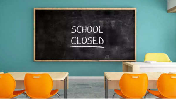 Noida School Closed 2023