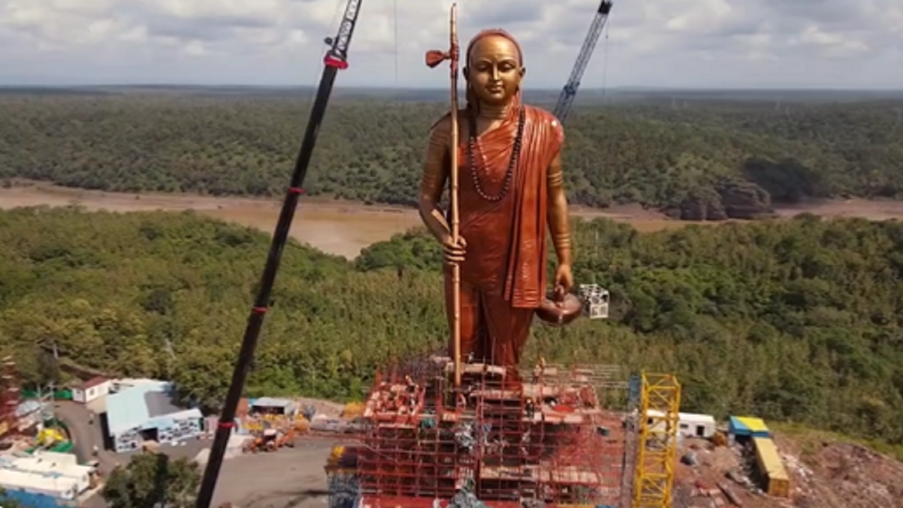 shankaracharya statue