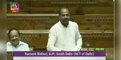 सिर्फ बिधूड़ी ही नहीं विपक्ष के निशाने पर हर्षवर्धन और रवि शंकर प्रसाद भी जयराम रमेश ने फोटो शेयर कर बोला हमला