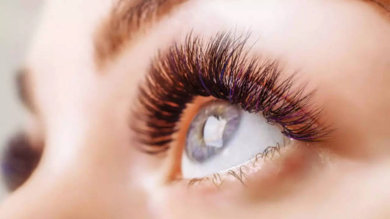 How to grow Eyelashes in hindi