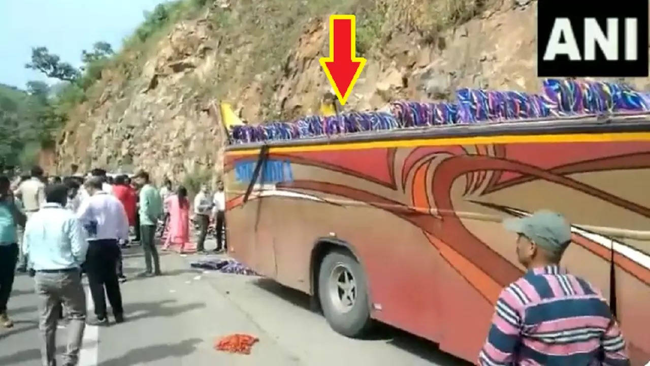 gujarat bus accident