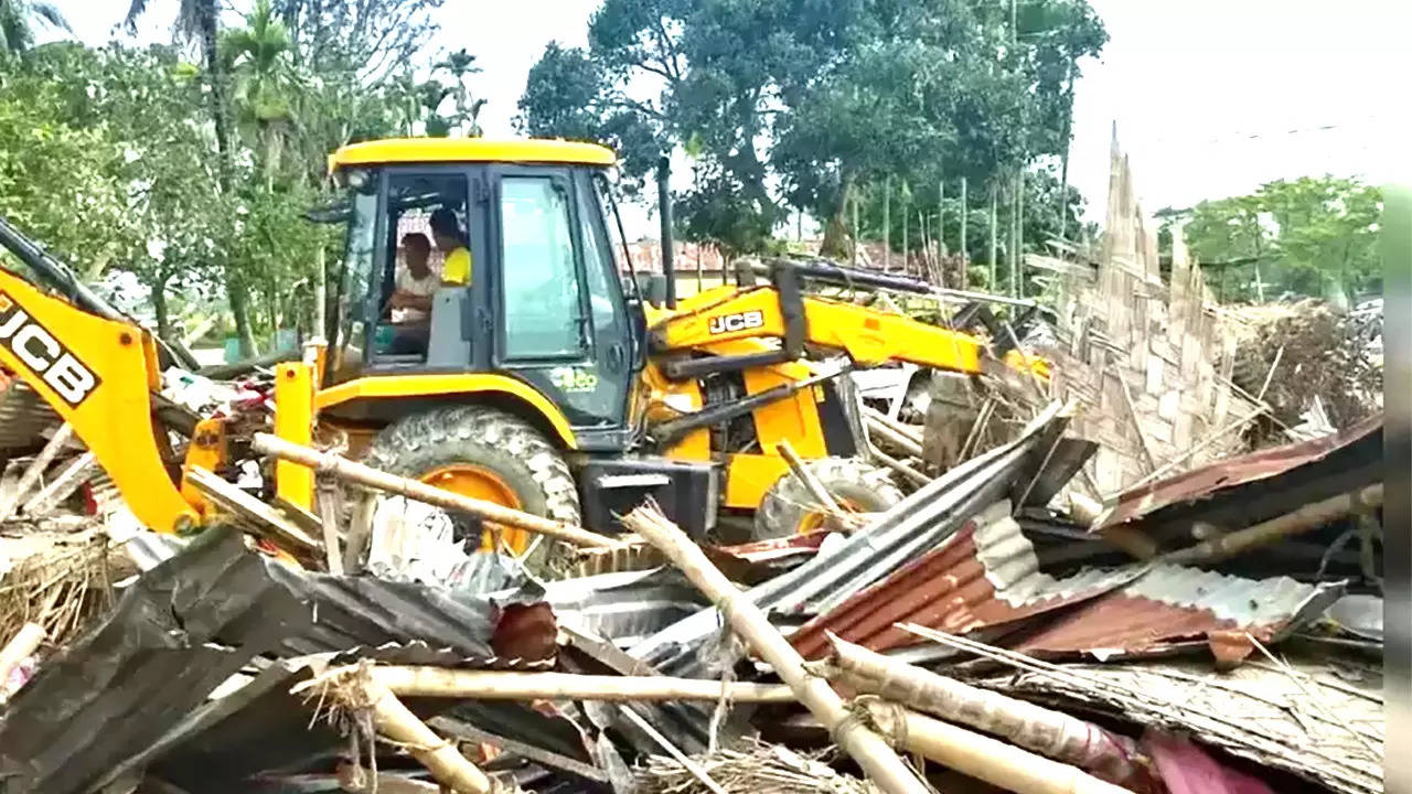 Faridabad Bulldozer Threat