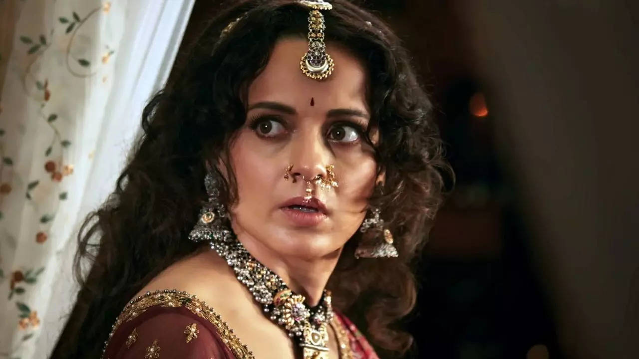 Chandramukhi 2 Box Office Collection Day 2: दूसरे ही दिन मिट्टी में पलीद हुई कंगना रनौत की फिल्म, कमाई देख मेकर्स के फूले हाथ पांव