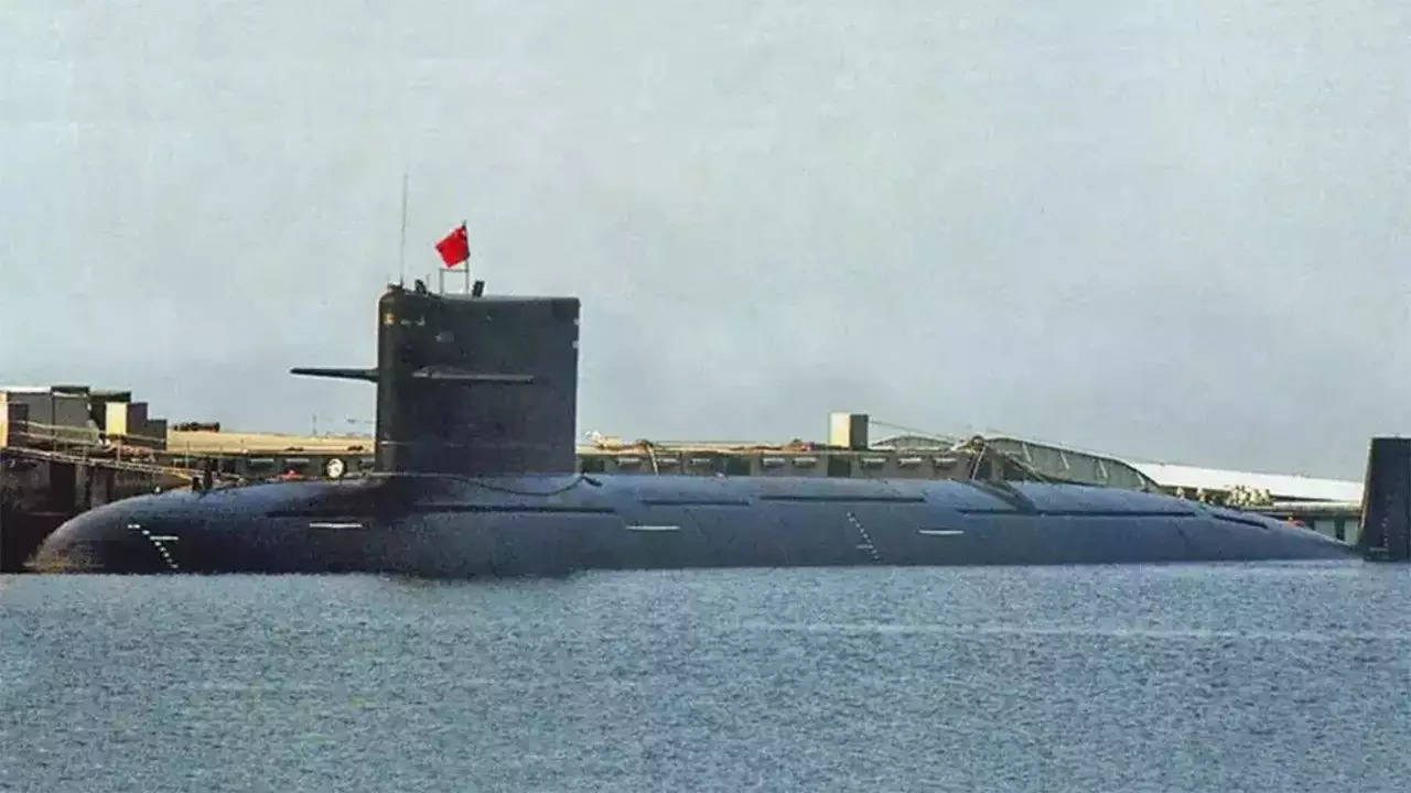 Chinese Nuclear Submarine Sinks in Yellow Sea