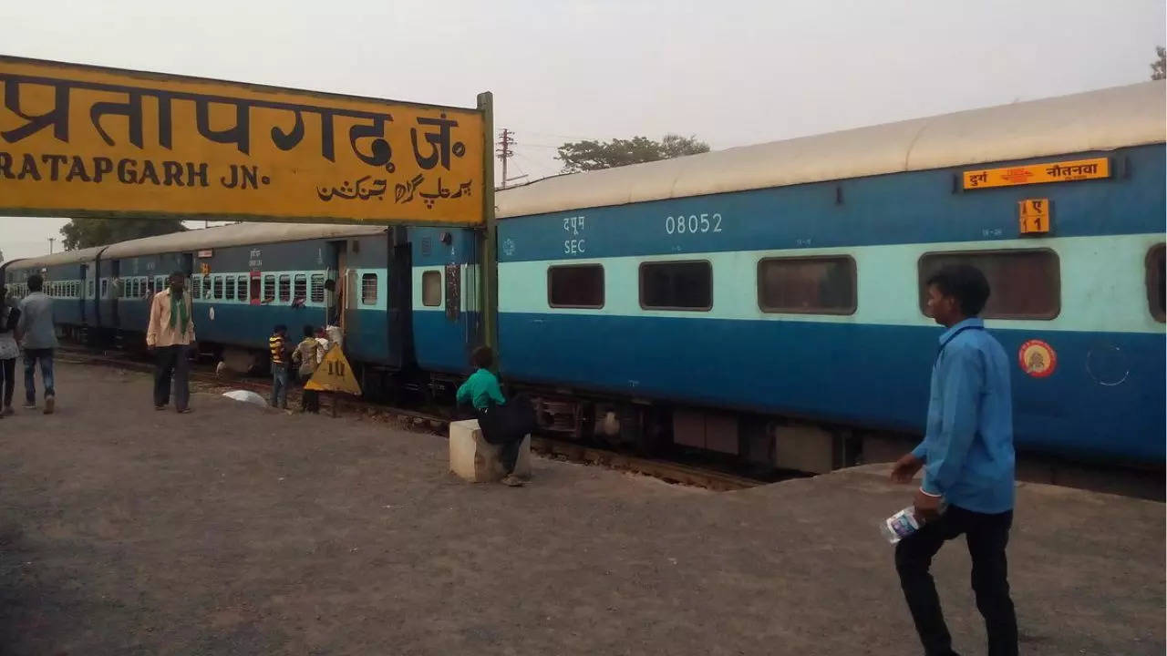 Pratapgarh Railway Station, Maa Belha Devi Dham Pratapgarh Junction