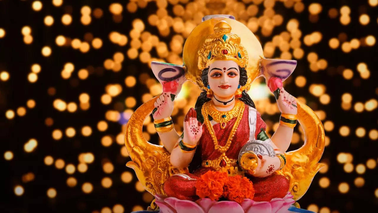 Maa Laxmi, ​Friday Morning Wishes, Morning Wishes