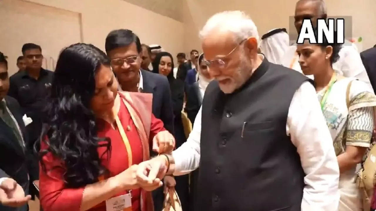 modi rakhi