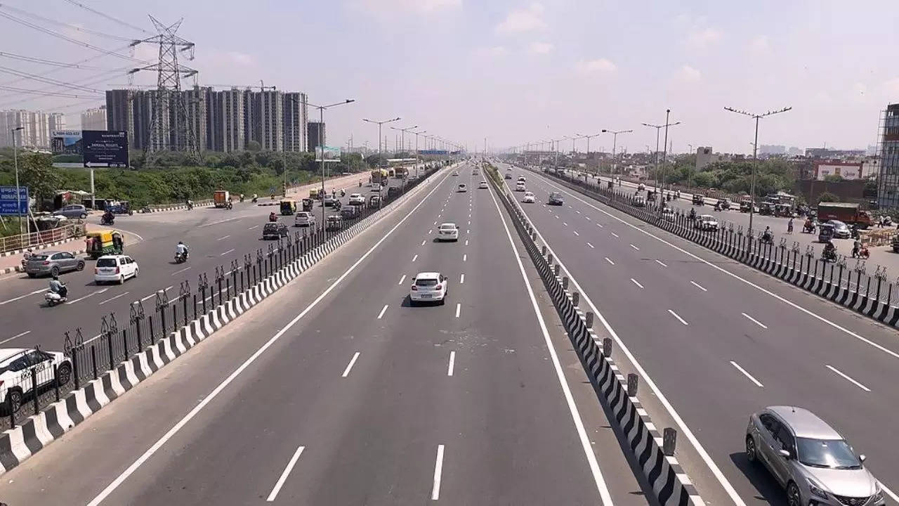 Delhi Dehradun expressway