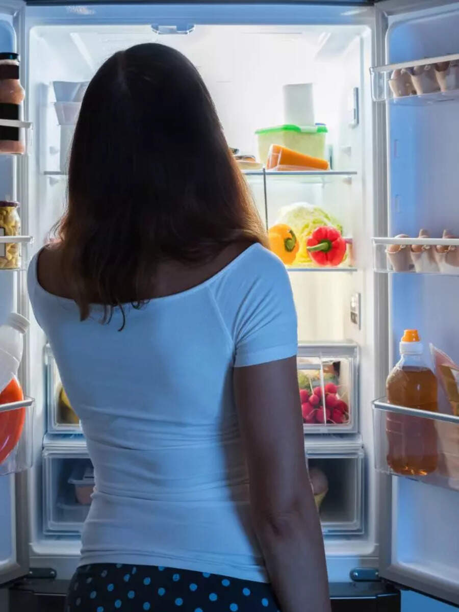 Fridge Direction Vastu Tips If you keep dustbin in this direction then