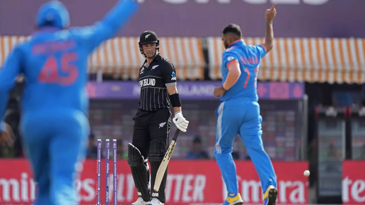 World Cup 2023, IND vs NZ, Mohammed Shami wicket