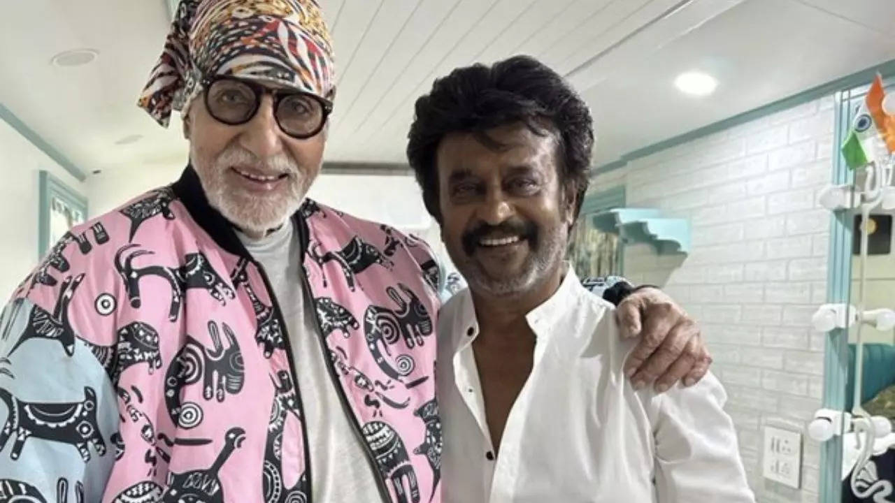 Rajnikant-Amitabh met after 33 year