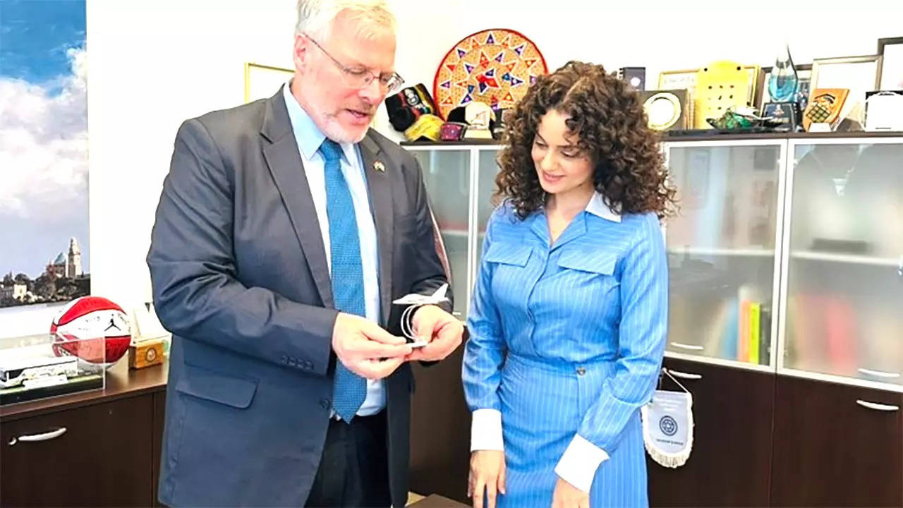 kangana ranaut meet israel ambassador