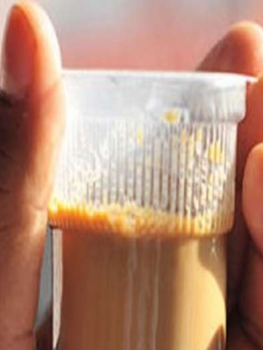 drinking tea in plastic cups can be damage to health प्लास्टिकच्या