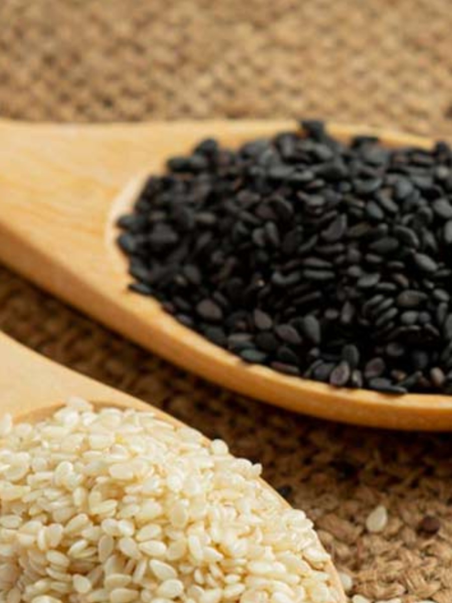 black or white which sesame seeds are beneficial fo health काळे की