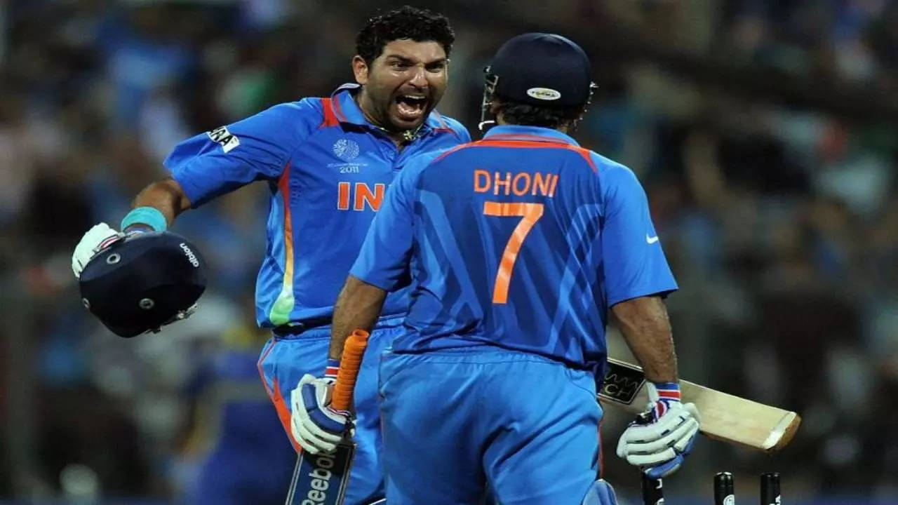 Yuvraj Singh MS Dhoni