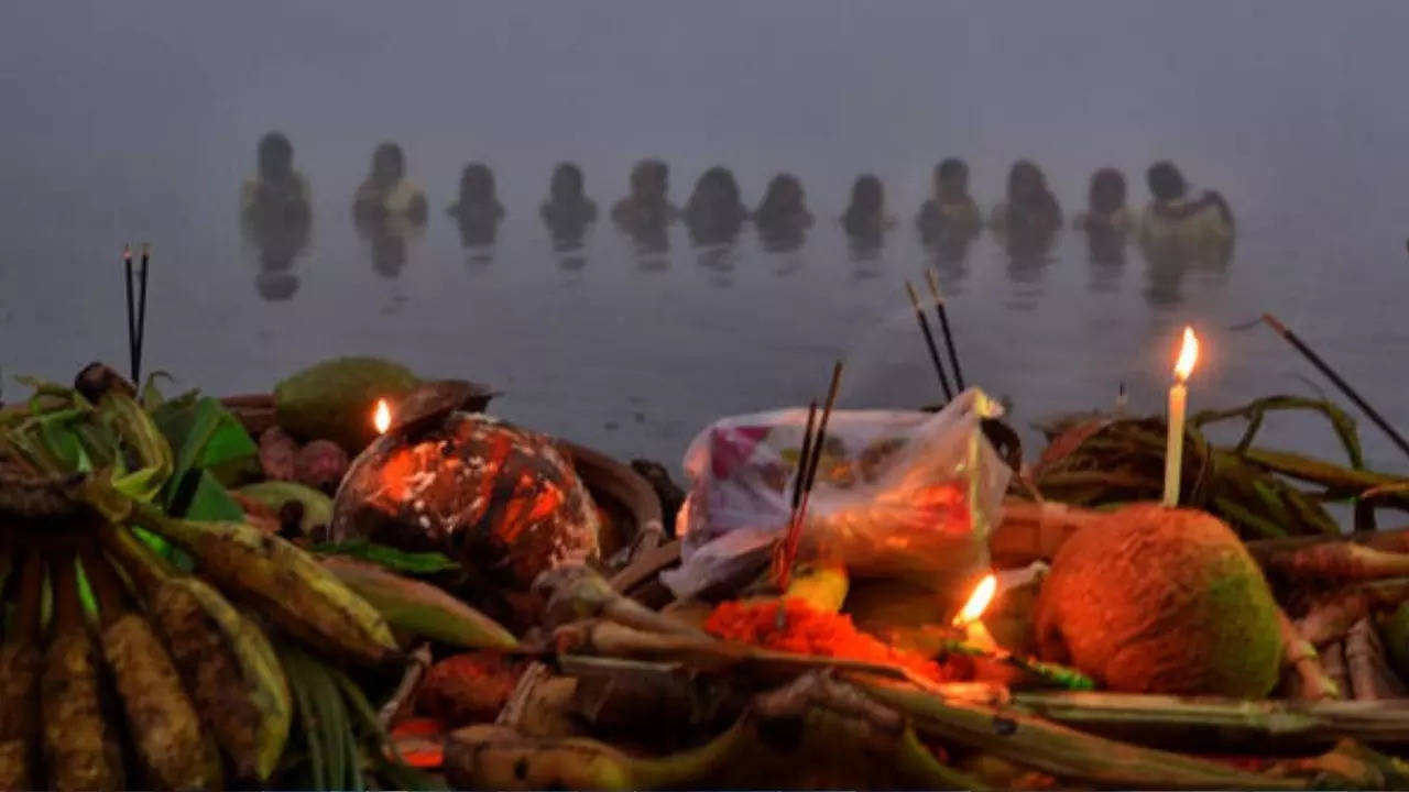 Chhath Puja 2023 Specail Train Bihar Uttar Pradesh Jharkhand Full List Check Here