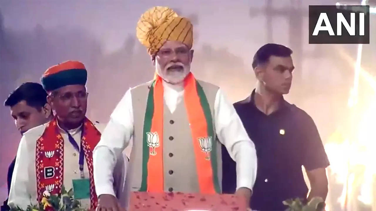 pm modi bikaner road show