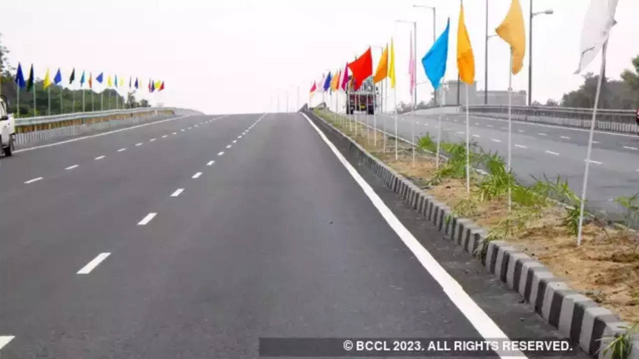 India high tech tunnel on Dwarka Expressway will reduce Delhi Gurugram Travel Time