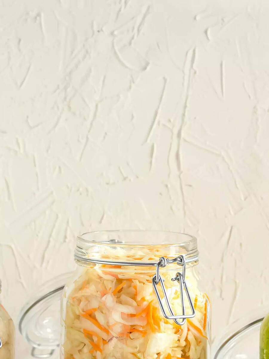 Eat these special foods to keep your body warm in winter हिवाळ्यात