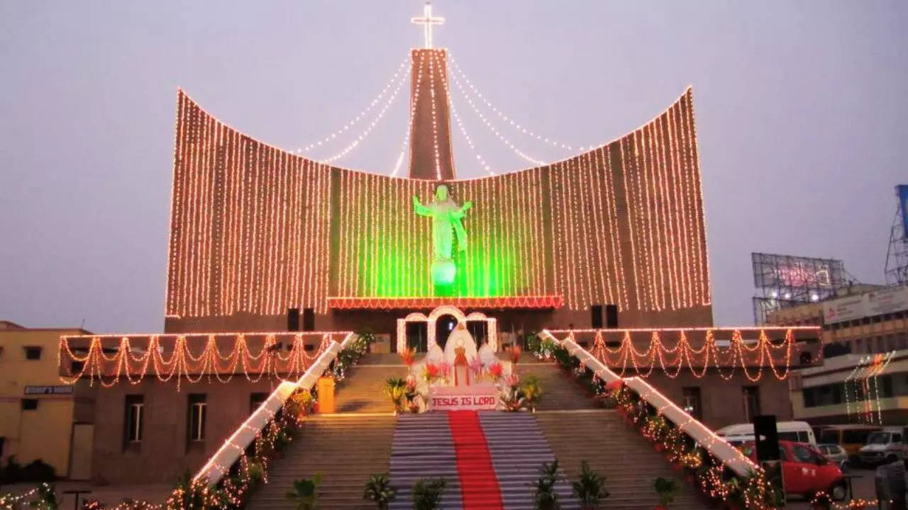 Lucknow Christmas Celebration Preparation in Full Swing in St Joseph Church