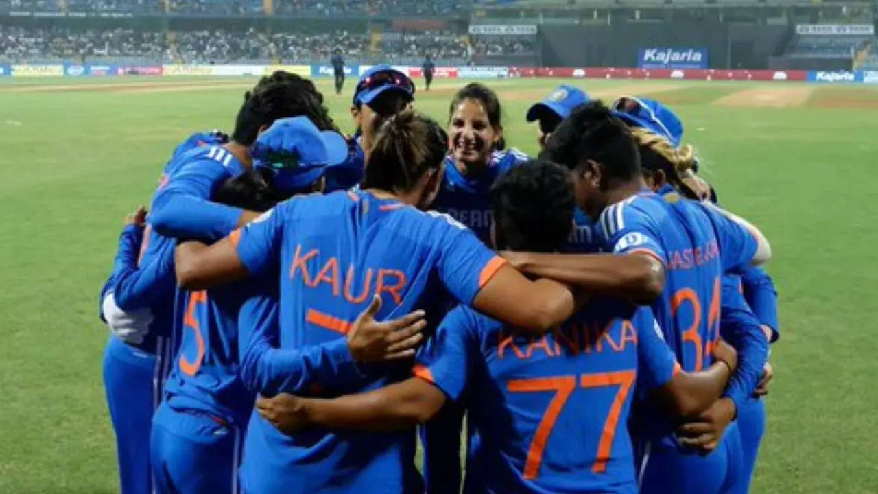 India Womesn vs Australia Womens