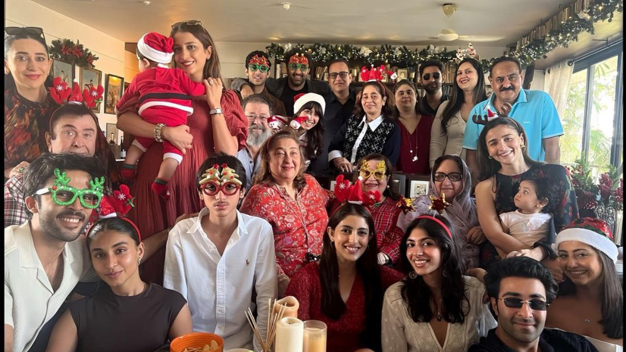 Kapoor Family Christmas Pics, Raha Kapoor