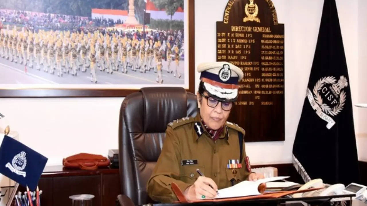 Neena Singh CISF DG