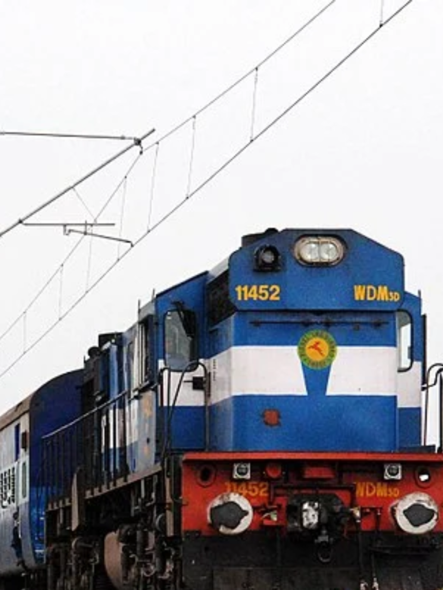 mathura junction railway station is provide train for every raiway