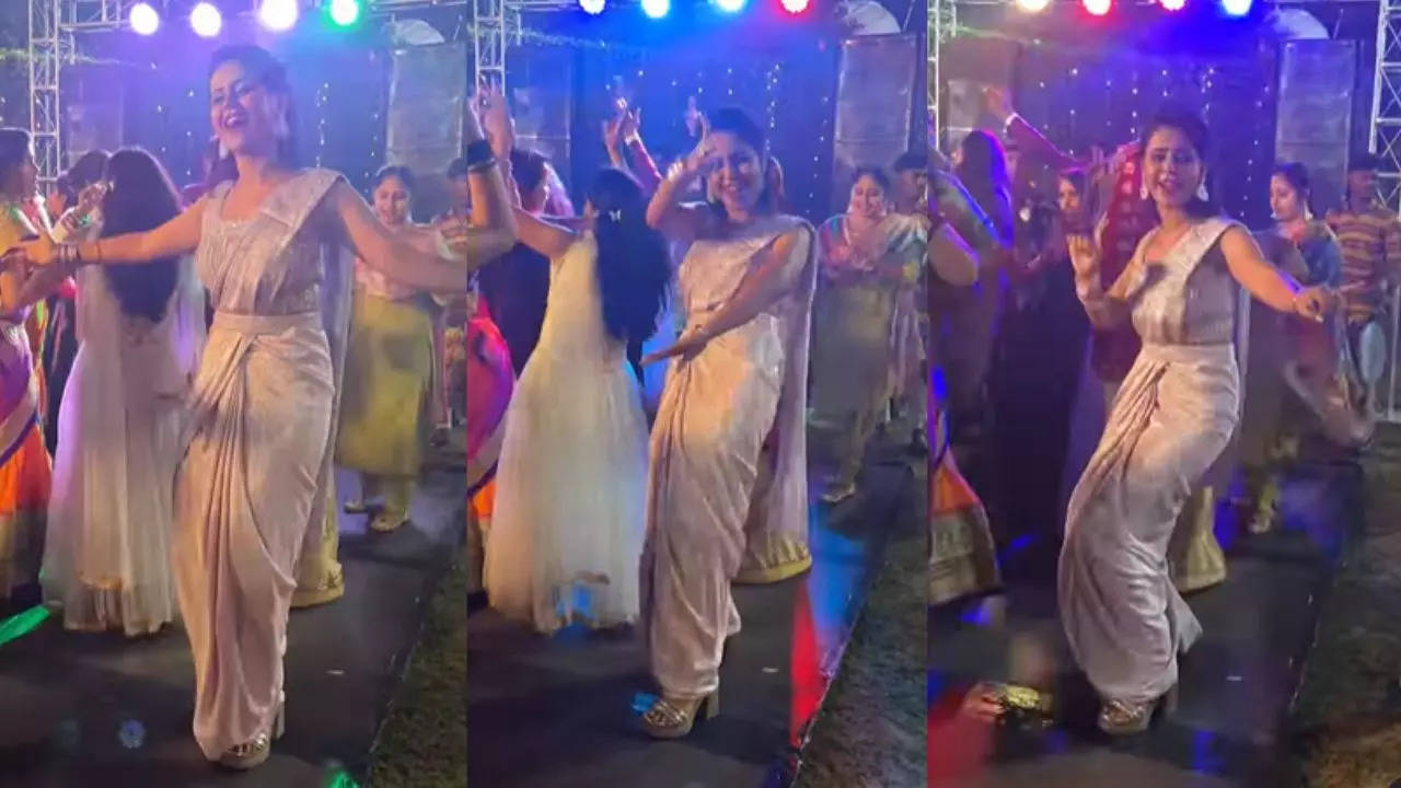 Desi Bhabhi Dance Video