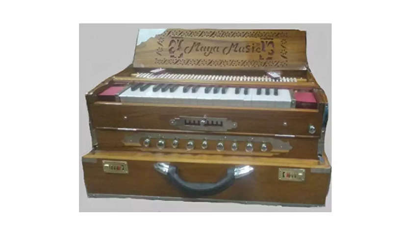 Best Harmoniums: Experience Premium Finishing and Sound