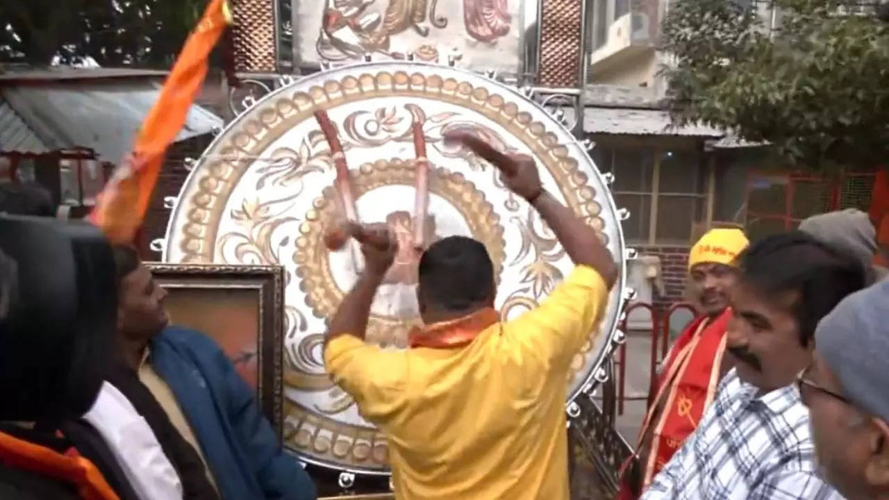 Gold Coated Drum Reached to Ayodhya Ram Mandir Will Install in Temple Premises