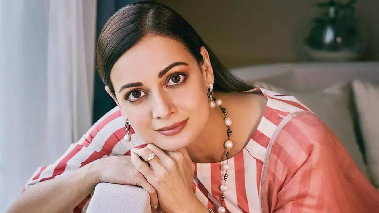 Dia Mirza Talked About Dhak Dhak Movie