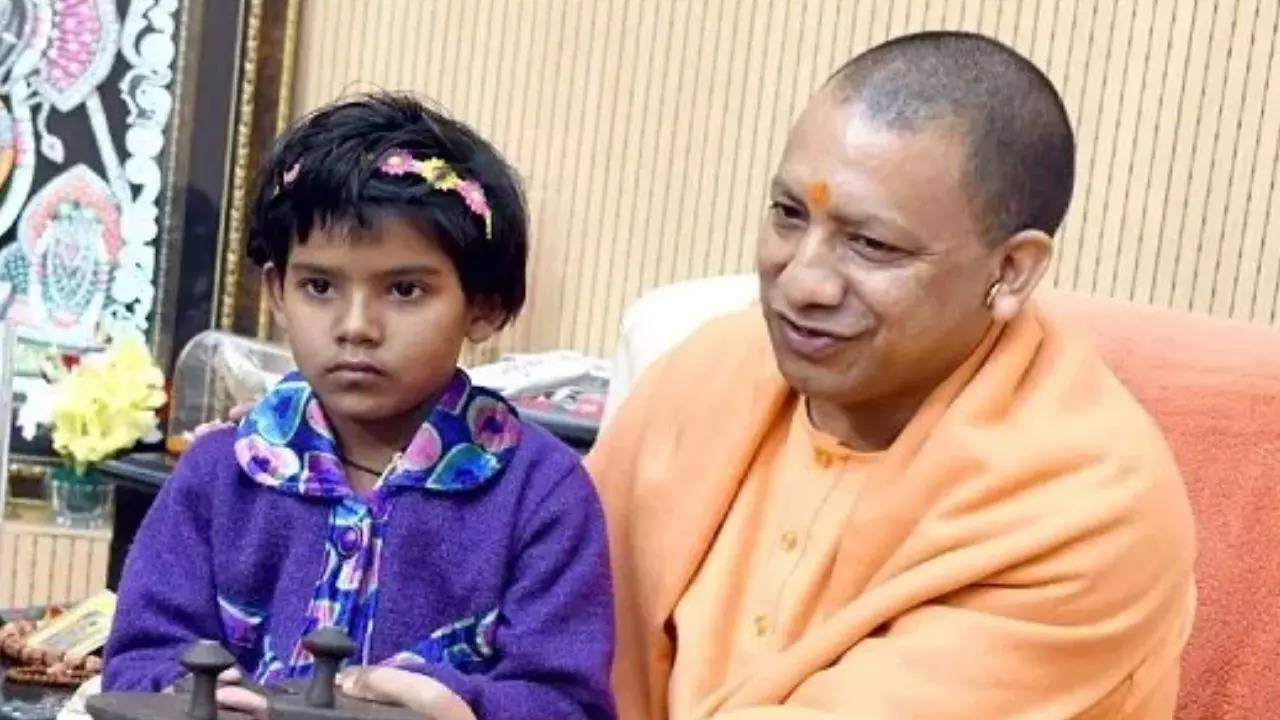 Mukhyamantri Kanya Sumangla Yojana, Yogi Adityanath