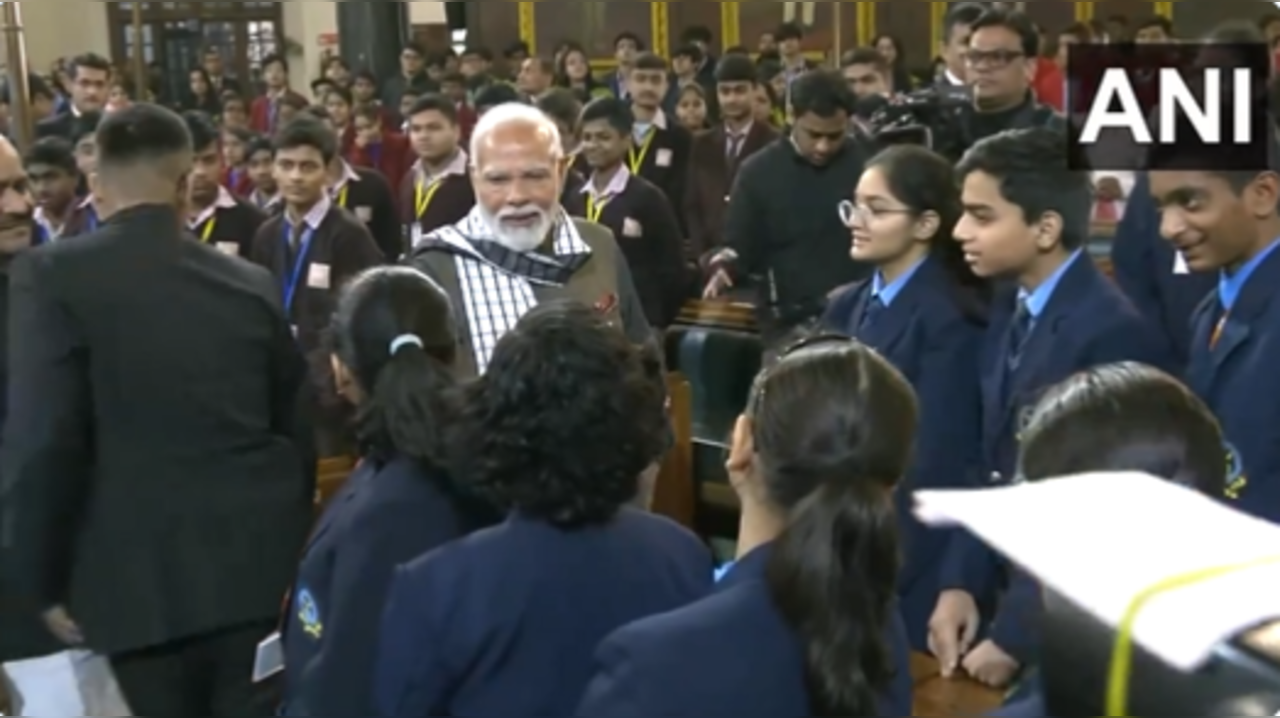 PM Modi in parliament