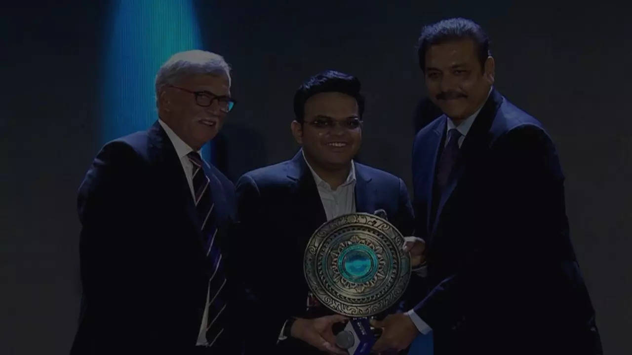 Ravi Shastri Life Time Achivement Award