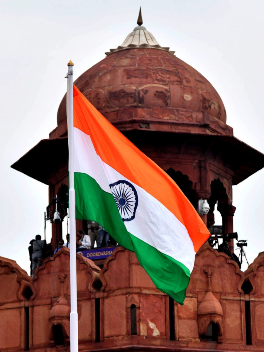 तिरंगा ध्वजाबाबत हे आहेत 10 प्रमुख नियम Republic Day special 10