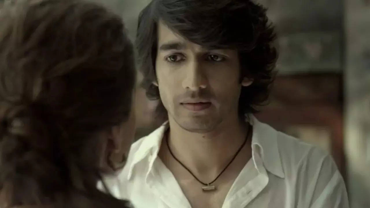 Shantanu Maheshwari Looses 5 lakh in fraud case