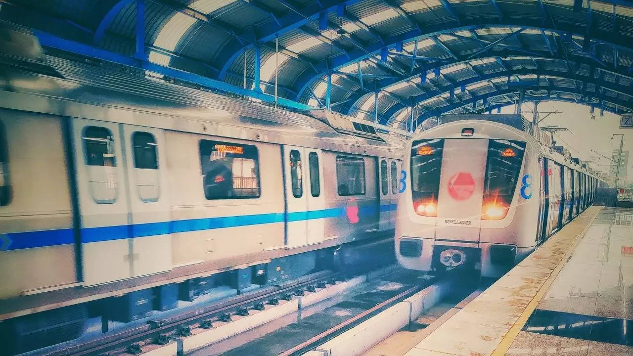 Delhi Metro Free Shuttle Service