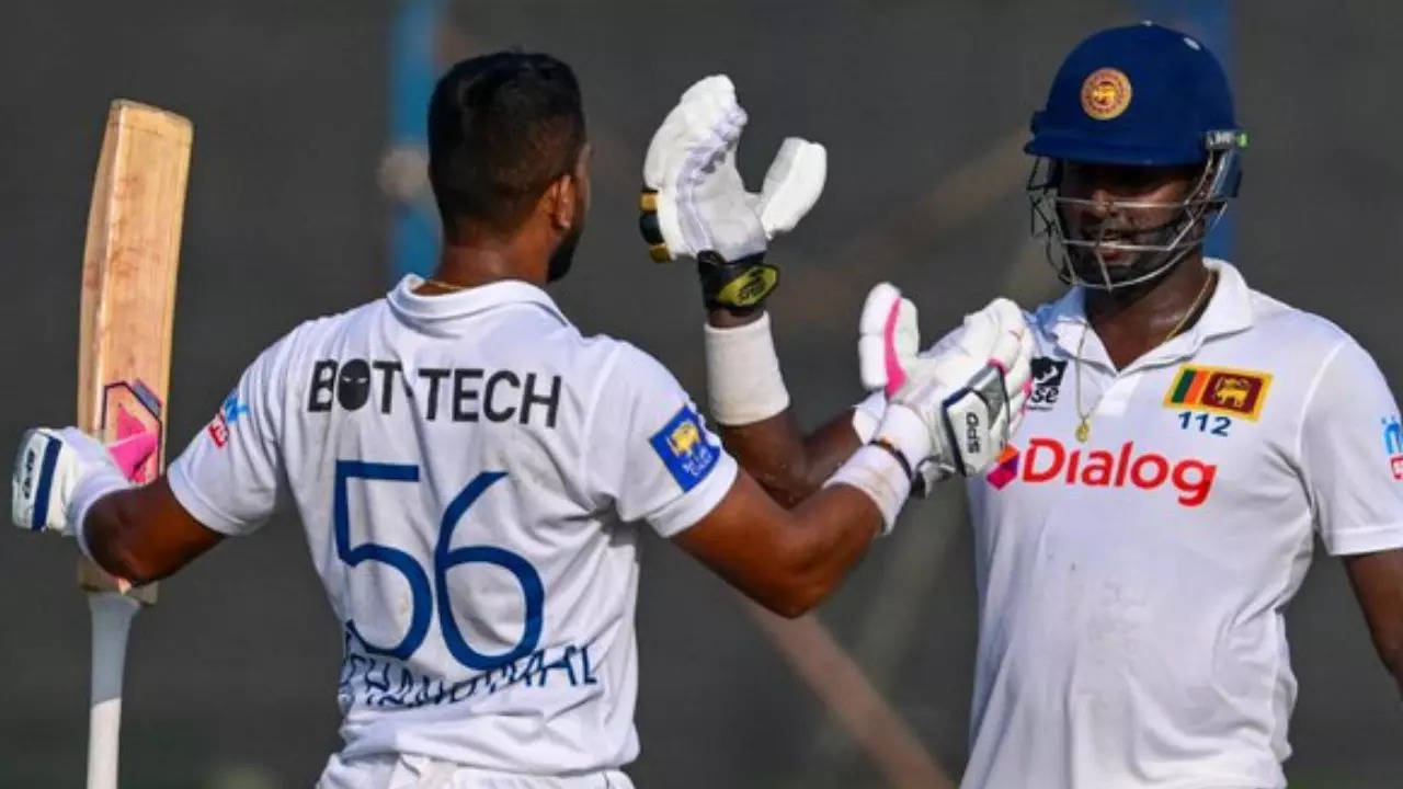 Dinesh Chandimal and Angelo Matchews